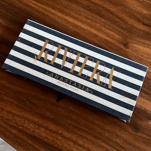 Anastasia beverly hills riviera eyeshadow palette